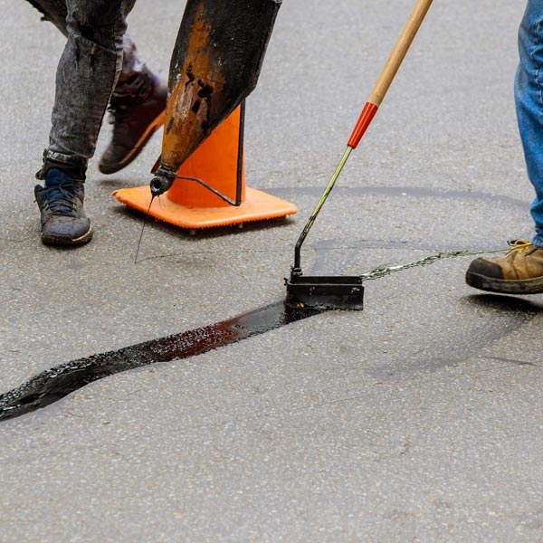 asphalt crack filling